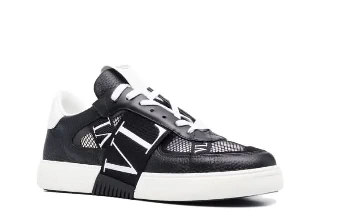 Valentino Garavani VL7N panelled sneakers