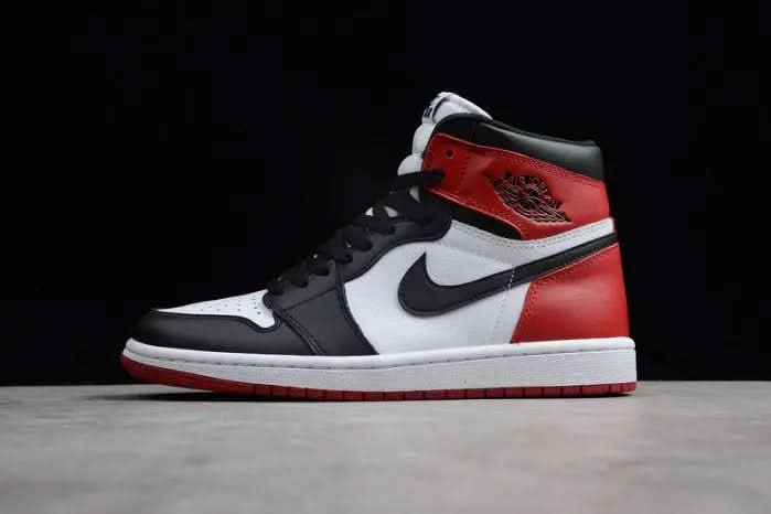 Jordan 1 High "Black Toe"